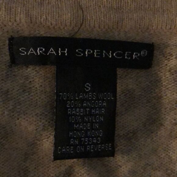 Sarah Spencer Cardigan - Picture 5 of 5